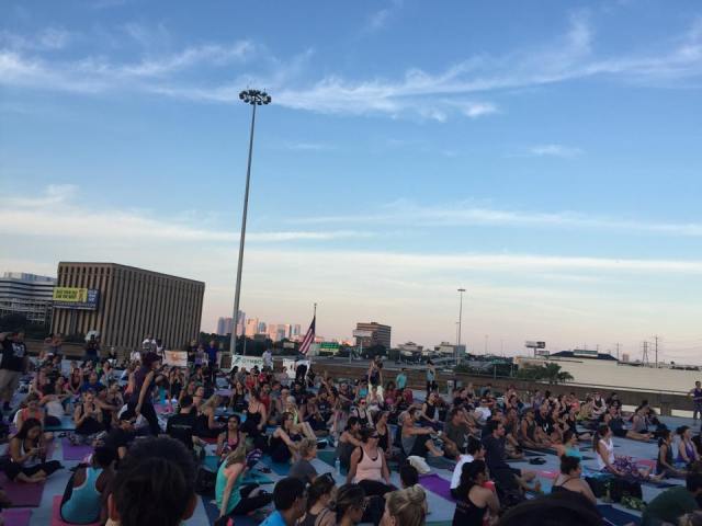 12042025_10100314574771691_278108043_n